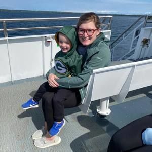 Meet your Posher, Stephanie